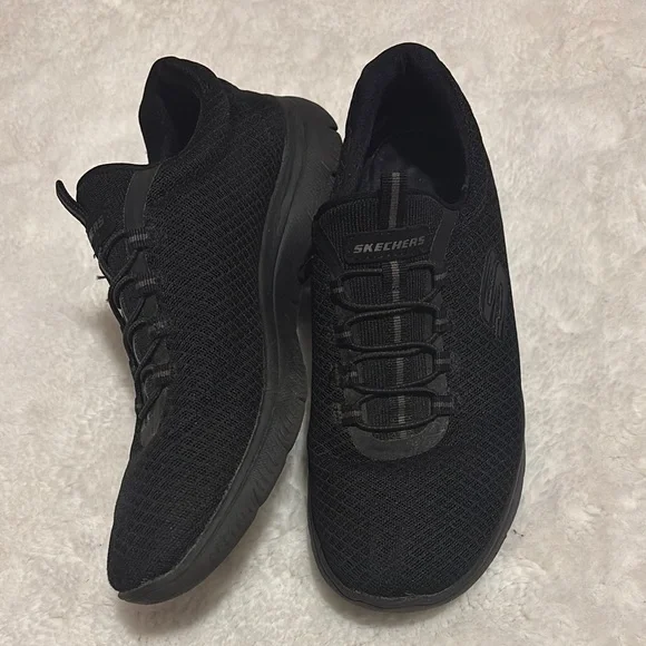 Skechers All-Black Mesh Sneakers Women’s size 7.5 - Picture 1 of 5